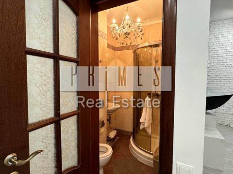 комерційна за адресою Вишгородська вул., 4