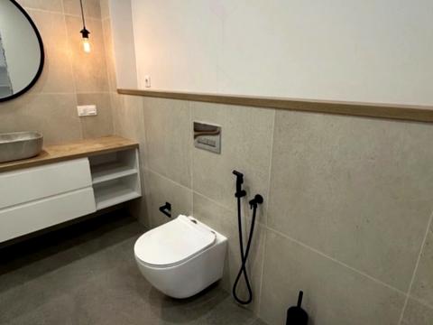 квартира за адресою Домобудівельна вул., 7