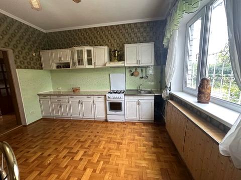 будинок за адресою Шкільна, 33