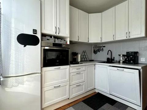 коммерческая по адресу Дмитрия Луценко ул. (Крейсера 'Аврора'), 5