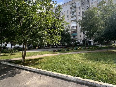 комерційна за адресою Олега Антонова вул. (Карла Маркса), 50