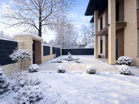 дом по адресу Институтская ул. (Артема), 10 б