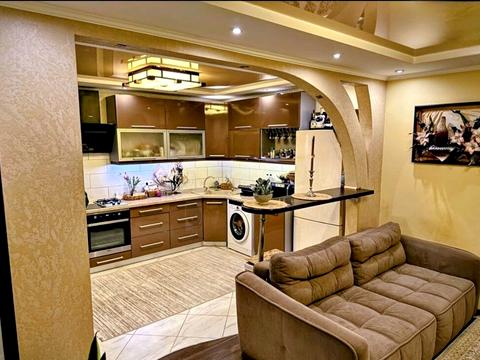 квартира за адресою Миколаївська вул., 21