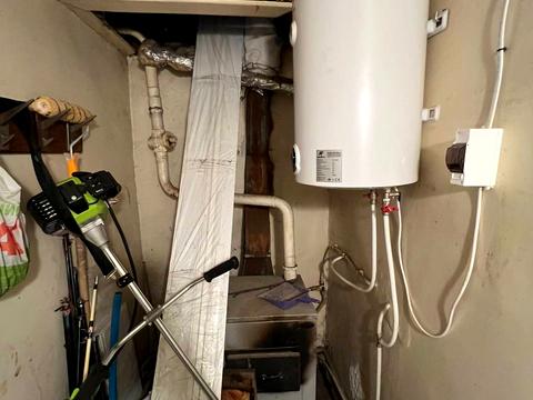 дом по адресу с. Малая Александровка, Залізнична