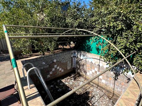 дом по адресу с. Малая Александровка, Залізнична