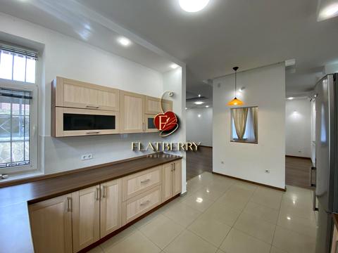 дом по адресу Стратегическое шоссе (Науки), 48