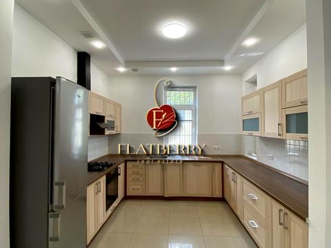 дом по адресу Стратегическое шоссе (Науки), 48