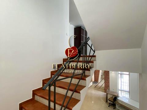 дом по адресу Стратегическое шоссе (Науки), 48