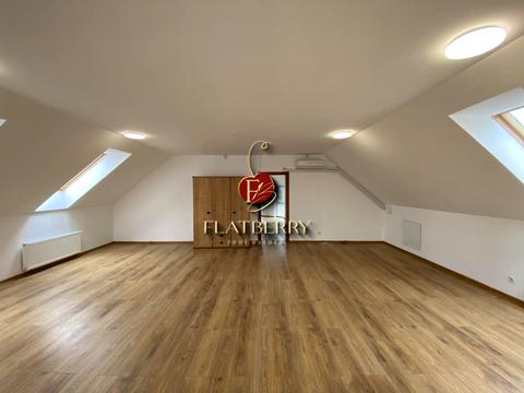 дом по адресу Стратегическое шоссе (Науки), 48