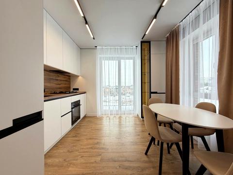 квартира за адресою 24 Серпня вул., (Будинок 9)