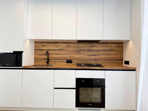 квартира за адресою 24 Серпня вул., (Будинок 9)