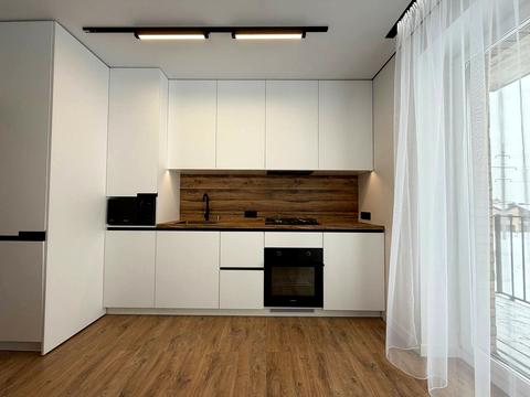 квартира за адресою 24 Серпня вул., (Будинок 9)