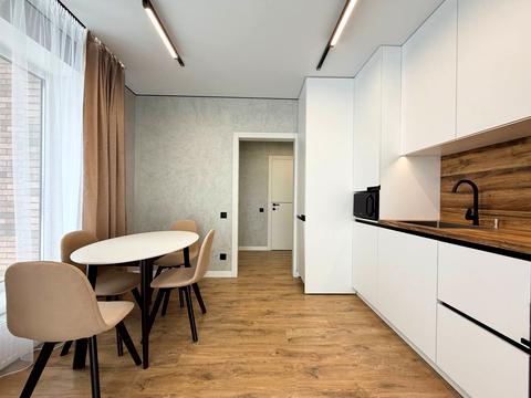 квартира за адресою 24 Серпня вул., (Будинок 9)