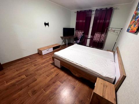 квартира за адресою Миколи Вінграновського вул., 2