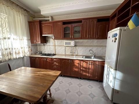 квартира за адресою Тисменицька вул., 238