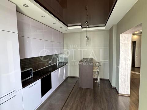 квартира за адресою Дніпровська набережна вул., 1