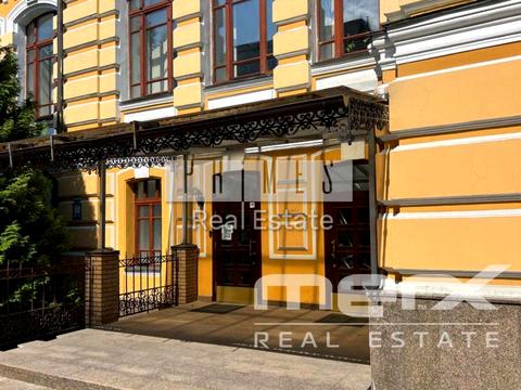 комерційна за адресою Бульварно-Кудрявська вул. (Воровського), 22