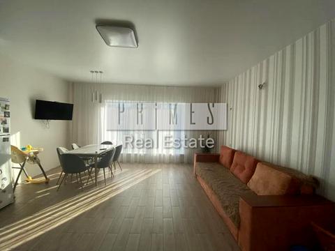 будинок за адресою Шкільна вул., 1