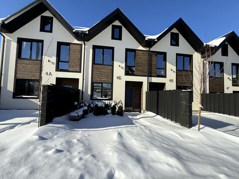 дом по адресу Ивана Мазепы ул.