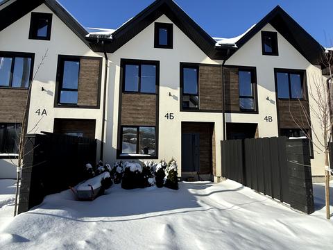 дом по адресу Ивана Мазепы ул.