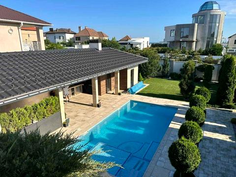 будинок за адресою Чорноморський проспект