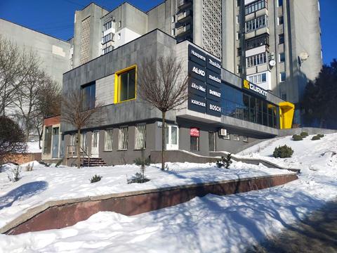 комерційна за адресою Рівне, Міцкевича вул., 11