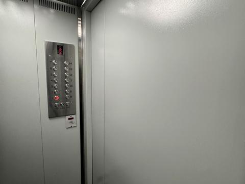 квартира по адресу Андрея Мельника ул., 2