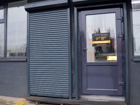 коммерческая по адресу Каменецкая ул., 184