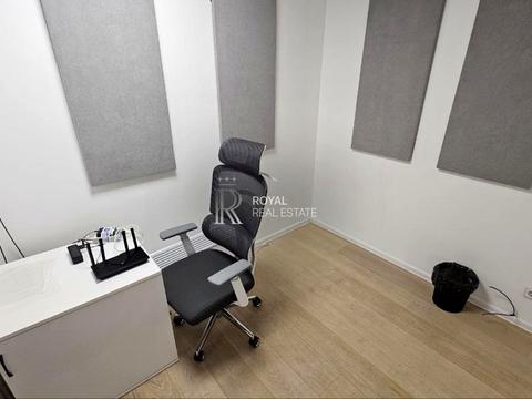 коммерческая по адресу Богдана Хмельницкого ул., 19