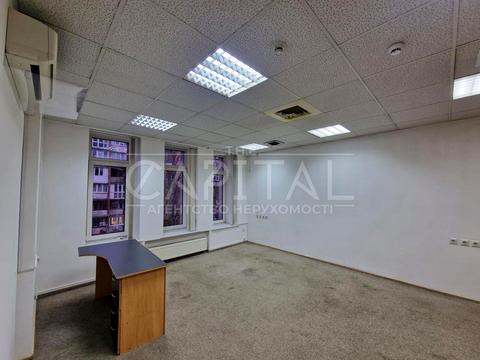 комерційна за адресою Богдана Хмельницького вул., 9б-в