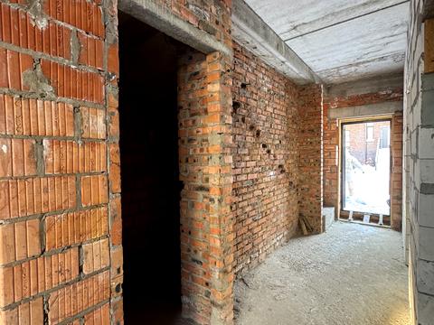 дом по адресу Евгения Коновальца ул.