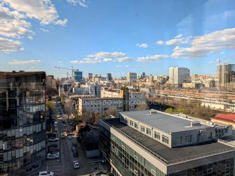 комерційна за адресою вул. Протасів Яр, 3