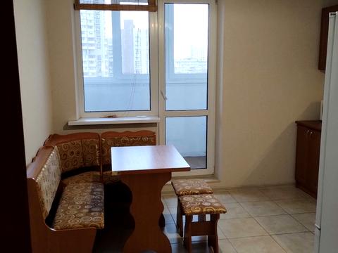 квартира за адресою Київ, Андрія Аболмасова вул. (Панельна), 7