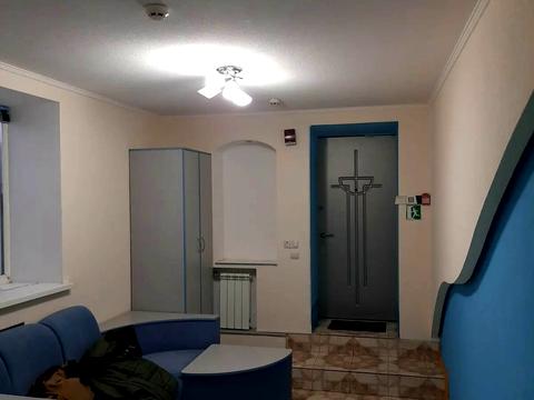 комерційна за адресою Дегтярівська вул., 11-В