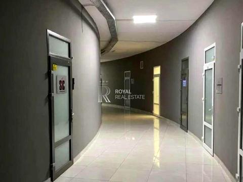 комерційна за адресою Євгена Коновальця вул. (Щорса), 36-Д