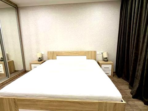 квартира за адресою Миколи Ушакова вул., 1-Д