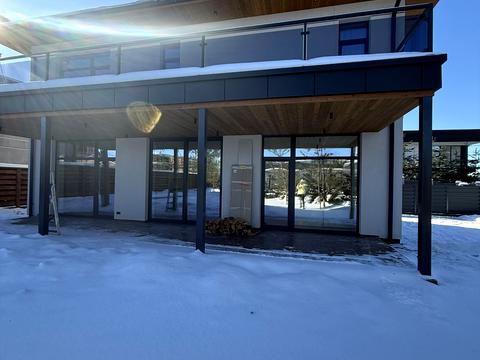 будинок за адресою Розкішна