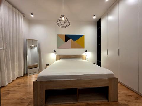 квартира по адресу Феодосийская ул., 2-Л