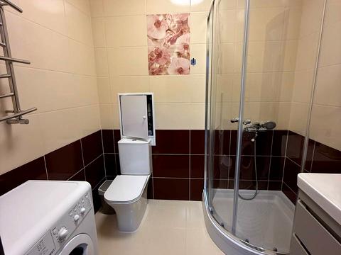 квартира за адресою Довженка вул., 4