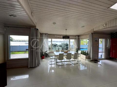 дом по адресу 50-та Садова ул., 10