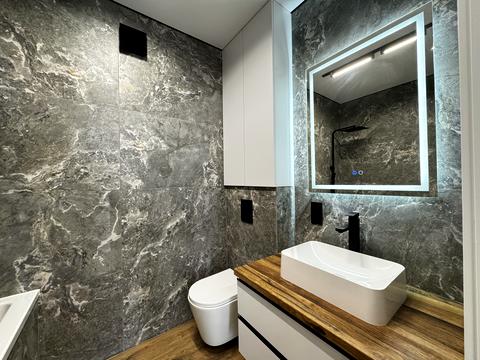 квартира по адресу 24 Августа ул., 14