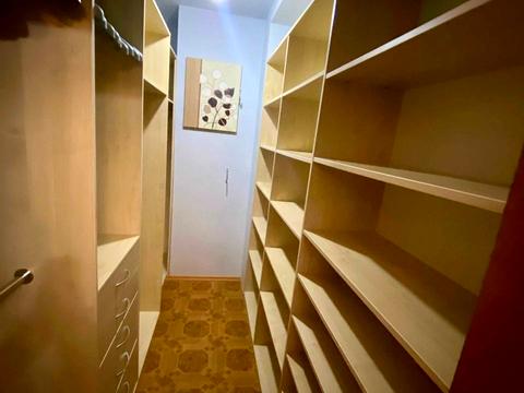 квартира за адресою Анни Ахматової вул., 43