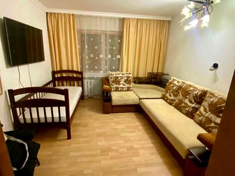квартира за адресою Анни Ахматової вул., 43
