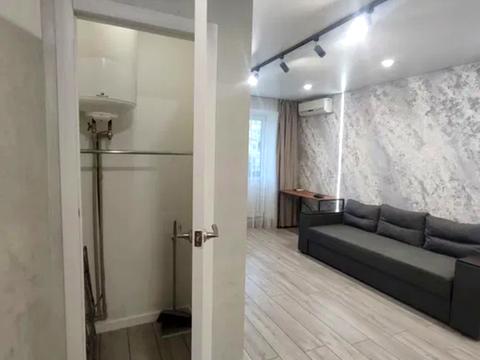 квартира за адресою Дніпро, Науки просп. (Гагаріна), 90