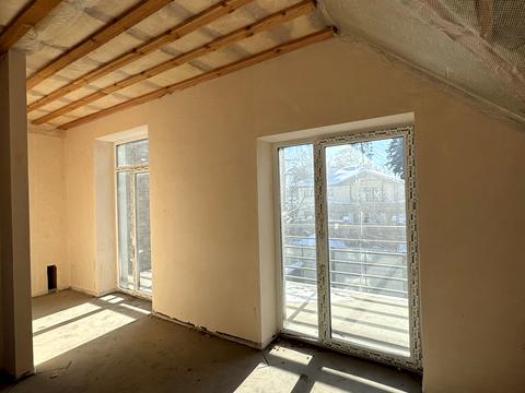 дом по адресу Евгения Коновальца ул.