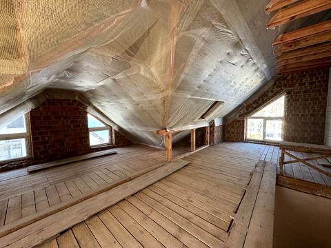 дом по адресу Евгения Коновальца ул.