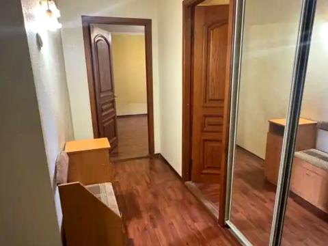 квартира за адресою Менахем-Мендл Шнеєрсона вул. (Мініна), 19