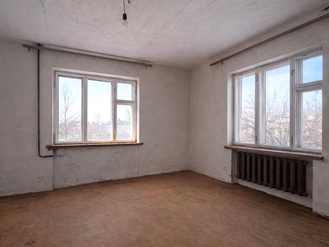 будинок за адресою Сухомлинського