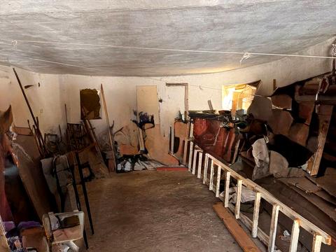 будинок за адресою Сухомлинського