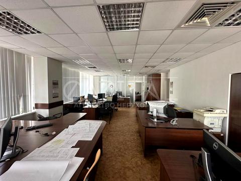 комерційна за адресою Кудрявський узвіз, 7